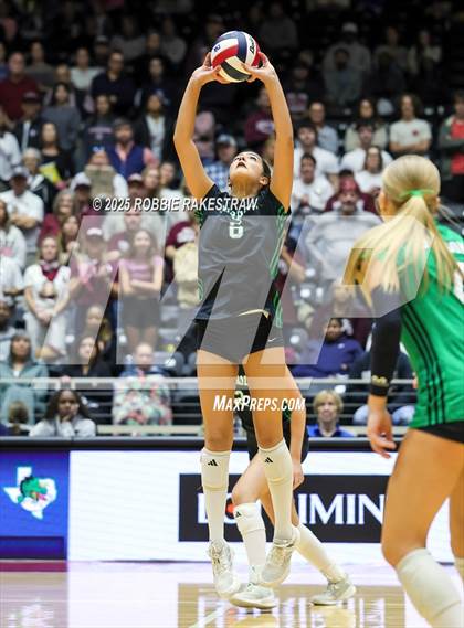 Thumbnail 3 in Southlake Carroll vs. Austin (UIL 6A D2 Volleyball Final) photogallery.