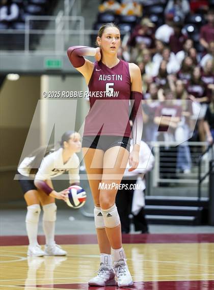 Thumbnail 3 in Southlake Carroll vs. Austin (UIL 6A D2 Volleyball Final) photogallery.