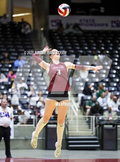 Thumbnail 3 in Southlake Carroll vs. Austin (UIL 6A D2 Volleyball Final) photogallery.