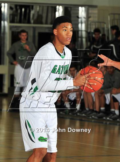 Thumbnail 3 in Green Valley vs. JSerra Catholic (MaxPreps Holiday Classic) photogallery.
