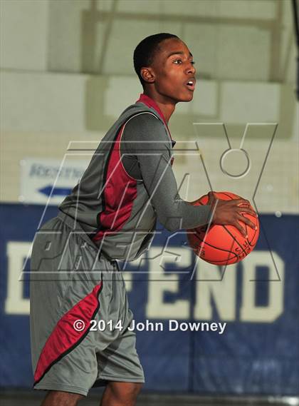 Thumbnail 2 in Green Valley vs. JSerra Catholic (MaxPreps Holiday Classic) photogallery.