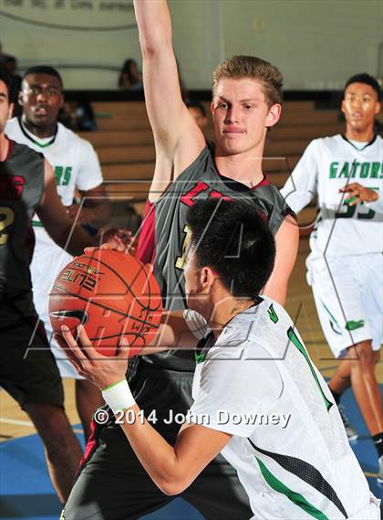 Thumbnail 2 in Green Valley vs. JSerra Catholic (MaxPreps Holiday Classic) photogallery.