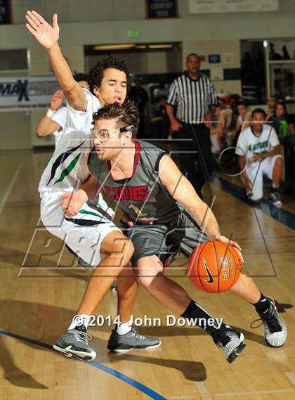 Thumbnail 1 in Green Valley vs. JSerra Catholic (MaxPreps Holiday Classic) photogallery.