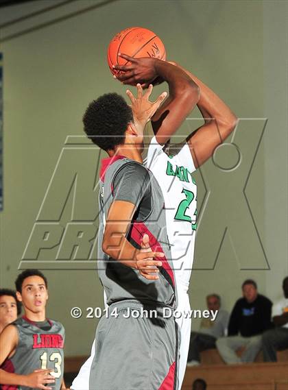 Thumbnail 1 in Green Valley vs. JSerra Catholic (MaxPreps Holiday Classic) photogallery.