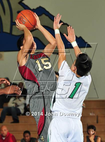 Thumbnail 1 in Green Valley vs. JSerra Catholic (MaxPreps Holiday Classic) photogallery.