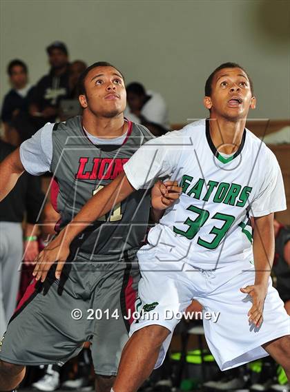 Thumbnail 3 in Green Valley vs. JSerra Catholic (MaxPreps Holiday Classic) photogallery.