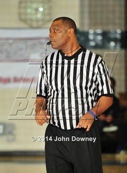 Thumbnail 1 in Green Valley vs. JSerra Catholic (MaxPreps Holiday Classic) photogallery.