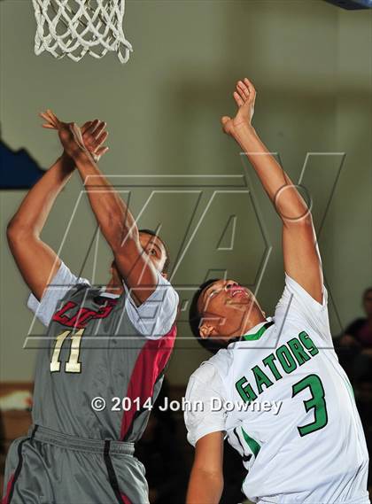 Thumbnail 2 in Green Valley vs. JSerra Catholic (MaxPreps Holiday Classic) photogallery.