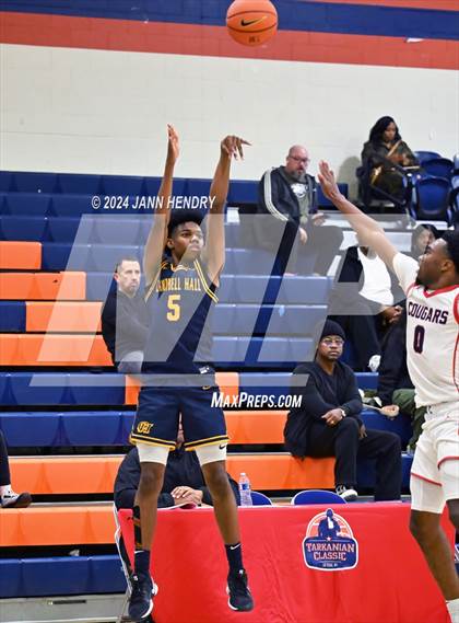 Thumbnail 2 in Campbell Hall vs Coronado (Tarkanian Classic) photogallery.