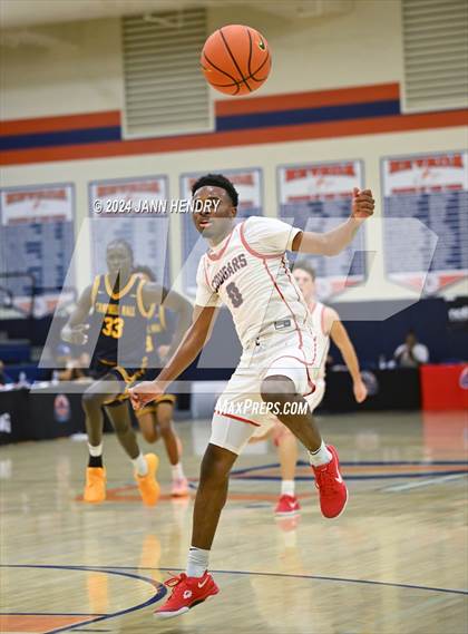 Thumbnail 1 in Campbell Hall vs Coronado (Tarkanian Classic) photogallery.