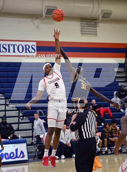 Thumbnail 3 in Campbell Hall vs Coronado (Tarkanian Classic) photogallery.