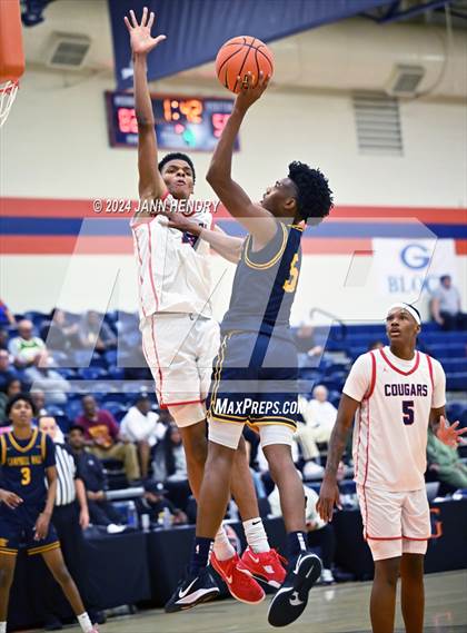 Thumbnail 1 in Campbell Hall vs Coronado (Tarkanian Classic) photogallery.