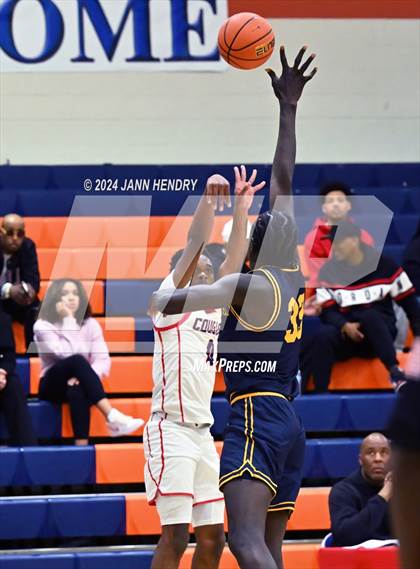 Thumbnail 3 in Campbell Hall vs Coronado (Tarkanian Classic) photogallery.