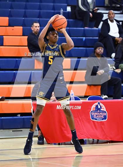 Thumbnail 3 in Campbell Hall vs Coronado (Tarkanian Classic) photogallery.