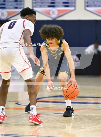 Thumbnail 3 in Campbell Hall vs Coronado (Tarkanian Classic) photogallery.