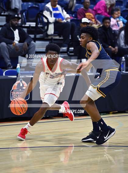 Thumbnail 2 in Campbell Hall vs Coronado (Tarkanian Classic) photogallery.