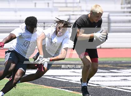 Thumbnail 3 in Huntington Beach vs. Downey (Surf City Tournament) photogallery.