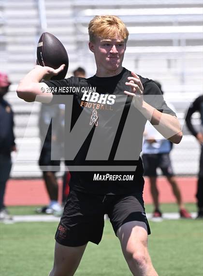 Thumbnail 2 in Huntington Beach vs. Downey (Surf City Tournament) photogallery.
