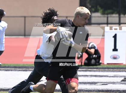 Thumbnail 3 in Huntington Beach vs. Downey (Surf City Tournament) photogallery.