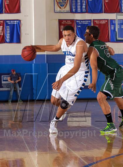 Thumbnail 3 in Pine Creek vs. Highlands Ranch photogallery.