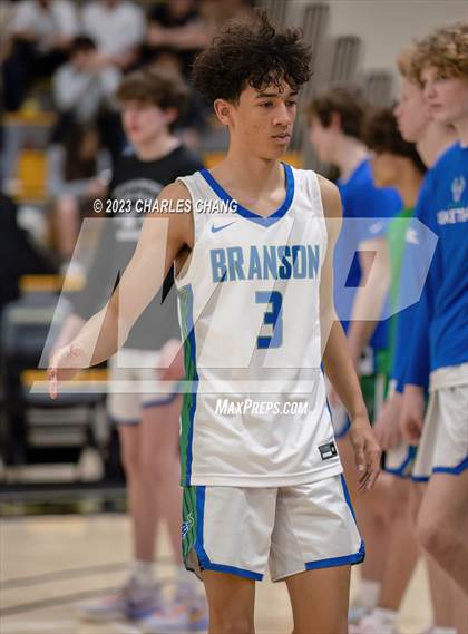 Thumbnail 3 in Saint Francis vs Branson (CIF Division 2 Round 1) photogallery.