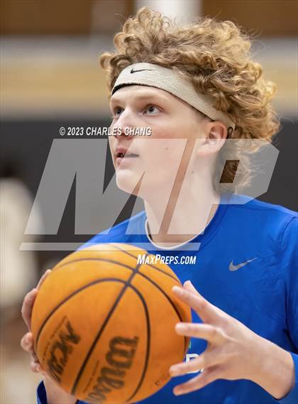 Thumbnail 2 in Saint Francis vs Branson (CIF Division 2 Round 1) photogallery.