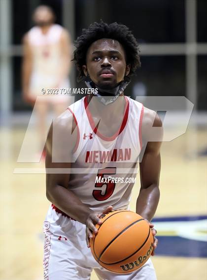 Thumbnail 3 in Cardinal Newman vs. Gaston Christian photogallery.