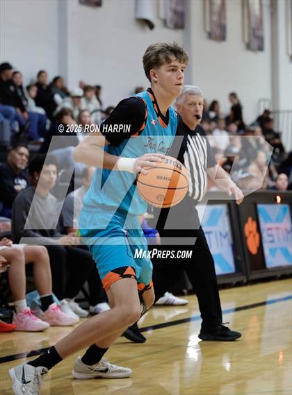 Thumbnail 1 in Grants Pass @ Douglas photogallery.