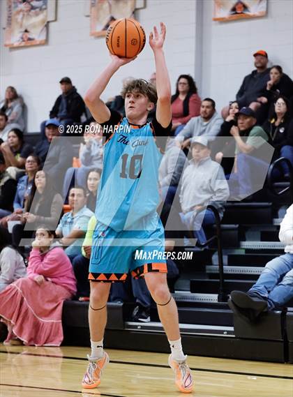 Thumbnail 1 in Grants Pass @ Douglas photogallery.