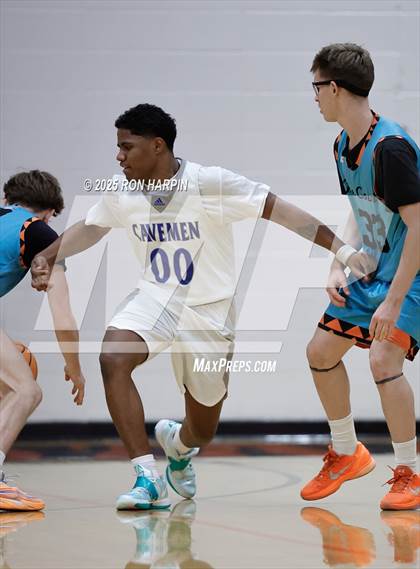 Thumbnail 2 in Grants Pass @ Douglas photogallery.