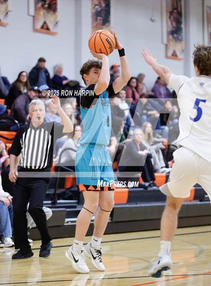 Thumbnail 2 in Grants Pass @ Douglas photogallery.