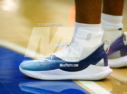 Thumbnail 3 in Holy Spirit Prep vs. IMG Academy photogallery.