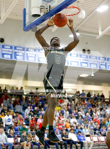 Thumbnail 1 in Holy Spirit Prep vs. IMG Academy photogallery.
