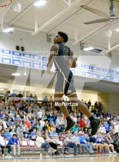 Thumbnail 3 in Holy Spirit Prep vs. IMG Academy photogallery.