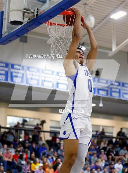 Thumbnail 3 in Holy Spirit Prep vs. IMG Academy photogallery.