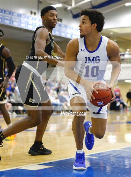 Thumbnail 3 in Holy Spirit Prep vs. IMG Academy photogallery.