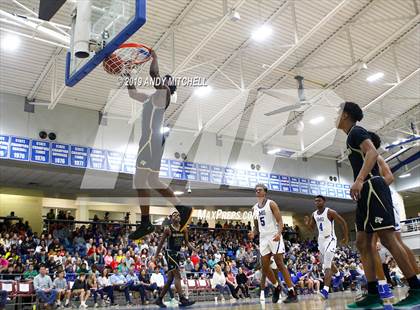 Thumbnail 2 in Holy Spirit Prep vs. IMG Academy photogallery.