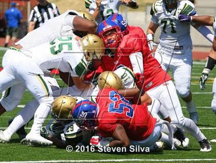Thumbnail 2 in St. Joseph Regional vs. Serra (2016 Honor Bowl) photogallery.