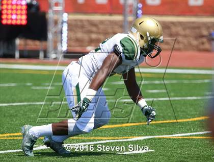 Thumbnail 3 in St. Joseph Regional vs. Serra (2016 Honor Bowl) photogallery.