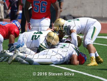 Thumbnail 2 in St. Joseph Regional vs. Serra (2016 Honor Bowl) photogallery.