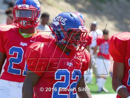Thumbnail 1 in St. Joseph Regional vs. Serra (2016 Honor Bowl) photogallery.