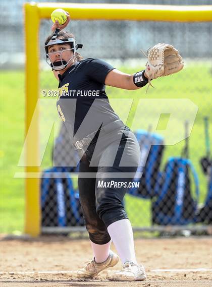Thumbnail 3 in Bakersfield Christian @ Garces Memorial photogallery.