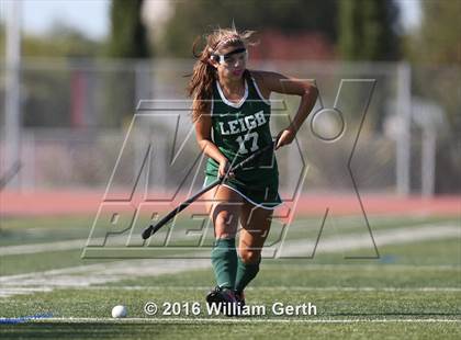 Thumbnail 2 in Leigh @ Cupertino photogallery.