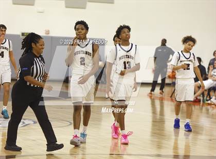 Thumbnail 3 in Lennard @ Morgan photogallery.