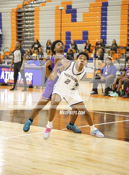 Thumbnail 2 in Lennard @ Morgan photogallery.