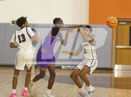 Thumbnail 2 in Lennard @ Morgan photogallery.