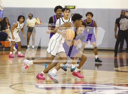 Thumbnail 3 in Lennard @ Morgan photogallery.