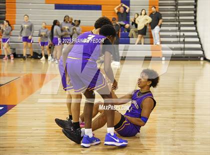 Thumbnail 1 in Lennard @ Morgan photogallery.