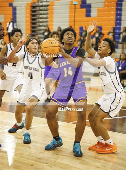 Thumbnail 1 in Lennard @ Morgan photogallery.