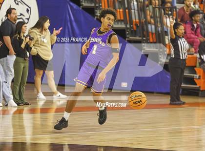 Thumbnail 1 in Lennard @ Morgan photogallery.